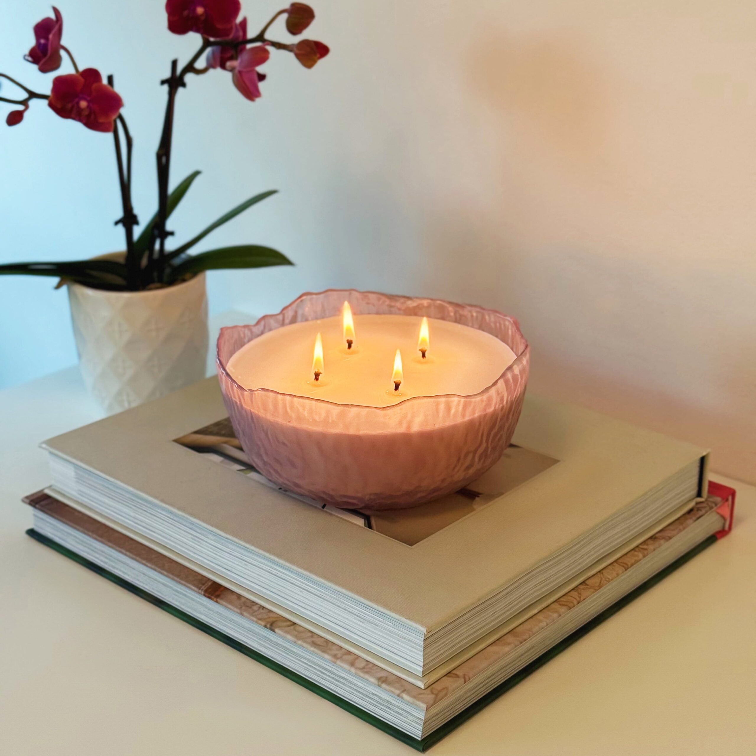 Home Decor Collection 3-Wick Moon Bowl Scented Jar Candle, Santal Fluer & Amber, 21.3 oz. - Image 14