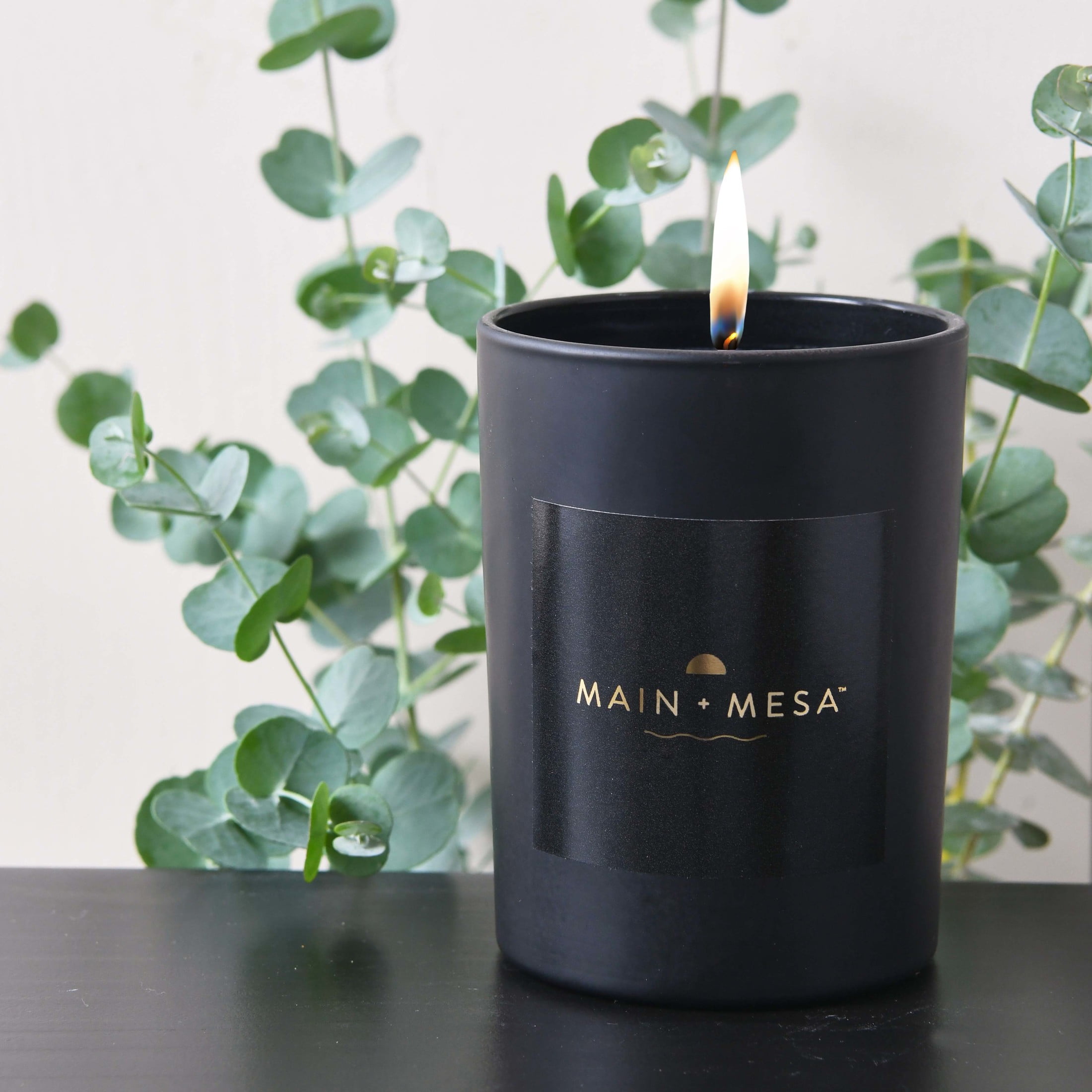 Main + Mesa Matte Black Glass Candle in Gift Box, 9.3 oz., Burn time up to 60 hours - Image 6