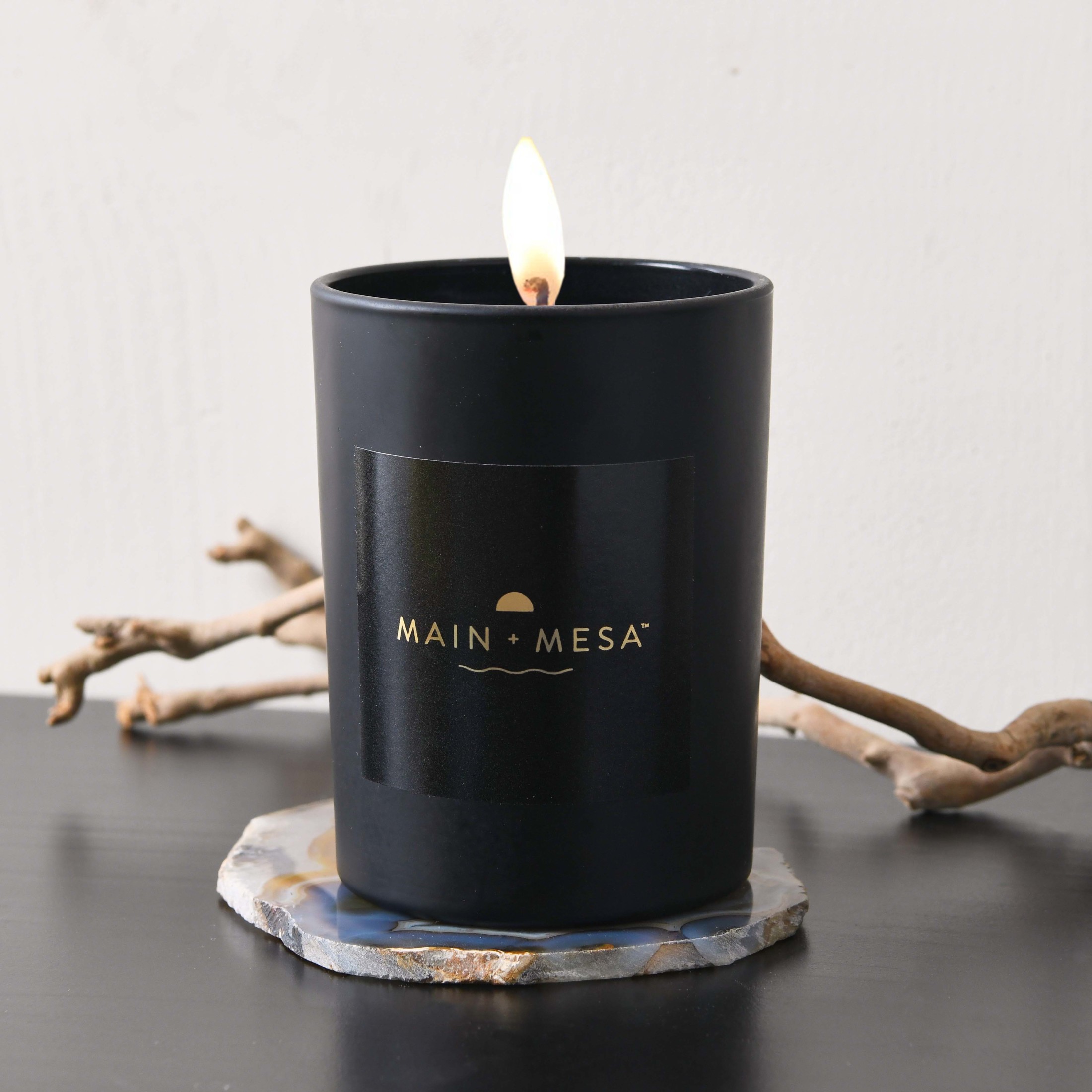 Main + Mesa Matte Black Glass Candle in Gift Box, 9.3 oz., Burn time up to 60 hours - Image 12